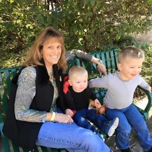 Meet your Posher, Stephanie